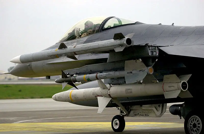 F-16 carrying an AIM-120 AMRAAM AIM-9 Sidewinder and AGM-88 HARM