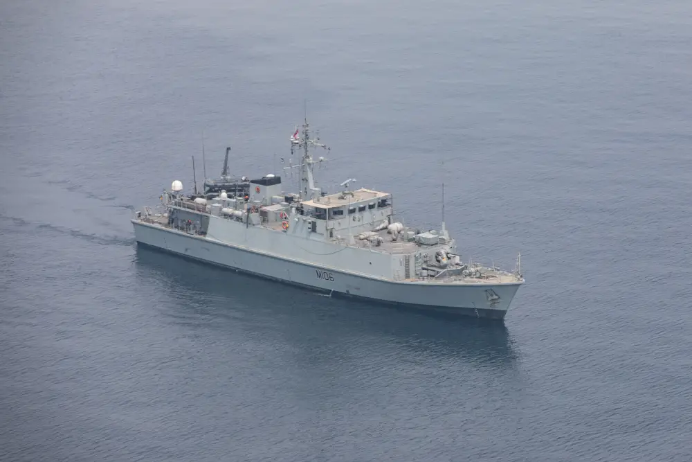 France Australia UK and US Conduct Mine Countermeasures Exercise in Persian Gulf