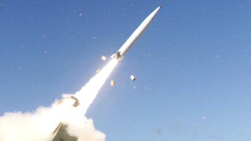The Lockheed Martin's next-generation long-range Precision Strike Missile (PrSM) launches from a HIMARS in its first test demonstration.
