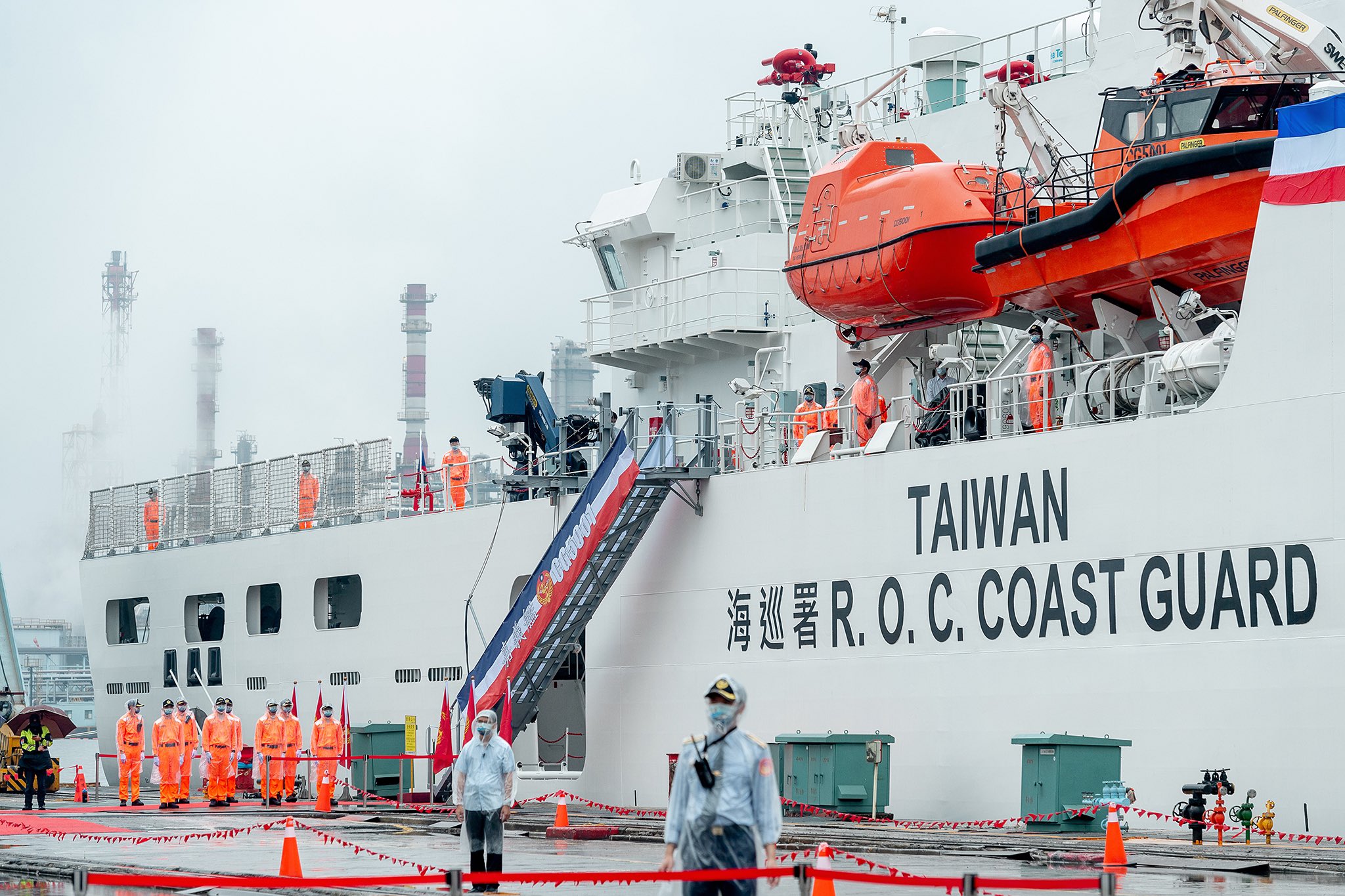 Taiwan Coast Guard Receives Its First 4,000-ton Large Patrol Vessel