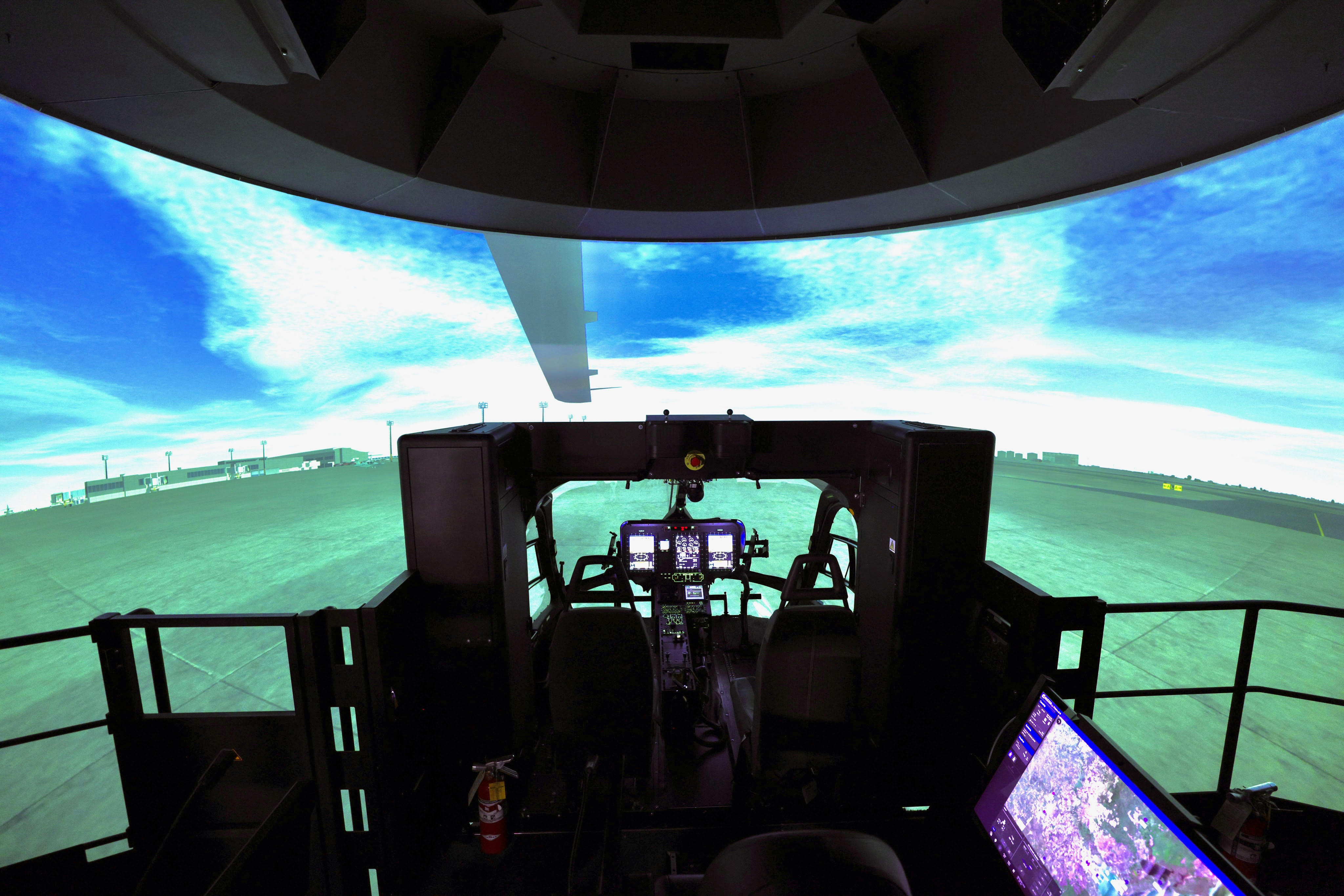 Reality HÂ® Full Flight Simulator