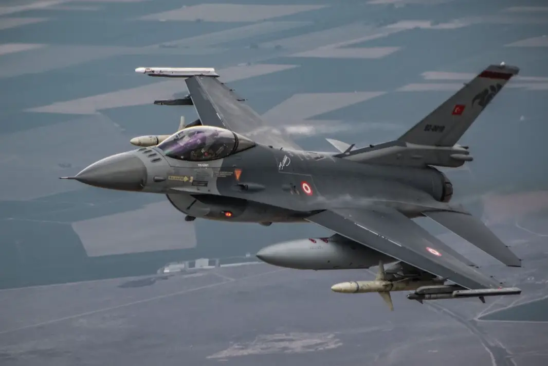Initially, Turkish Air Force F-16 fighters conducted ADEX maneouvres with the NATO ships. Archive picture by Turkish Air Force. 