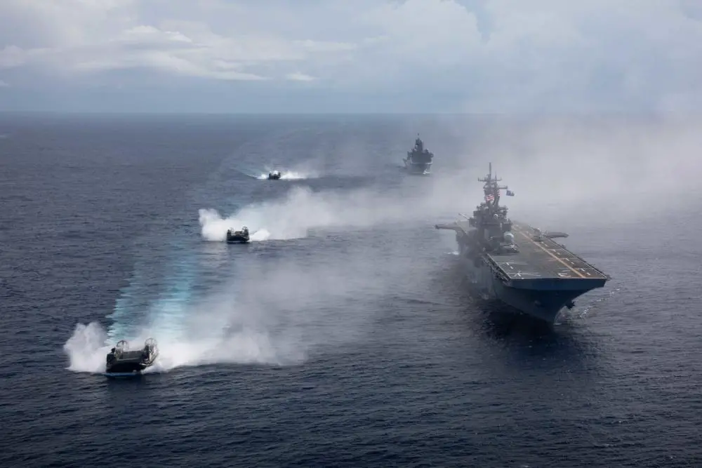 US Navy USS Kearsarge (LHD 3) Increases Proficiency After LSE 2021 and Tri Service DLQ