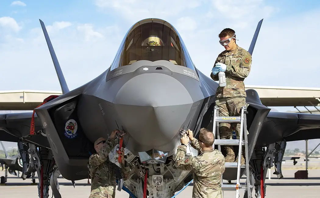 F-35 Joint Program Office and Lockheed Martin Agree to F-35 Sustainment Contracts