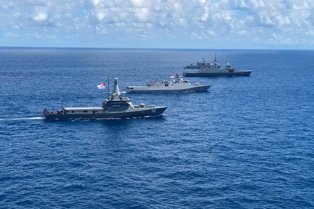 Republic of Singapore and Indonesia Navies Conclude Bilateral Exercise Eagle Indopura