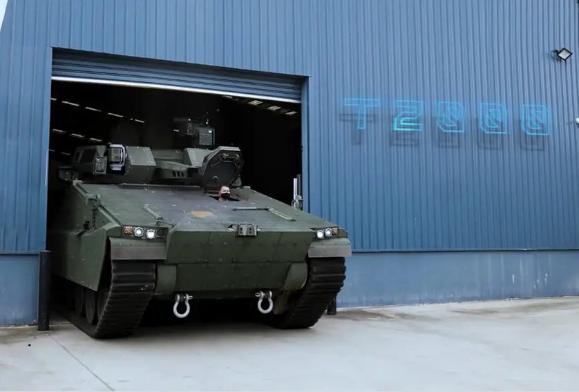 Hanwha’s Redback fitted with EOS Defence Systems T2000DE modular medium calibre turret