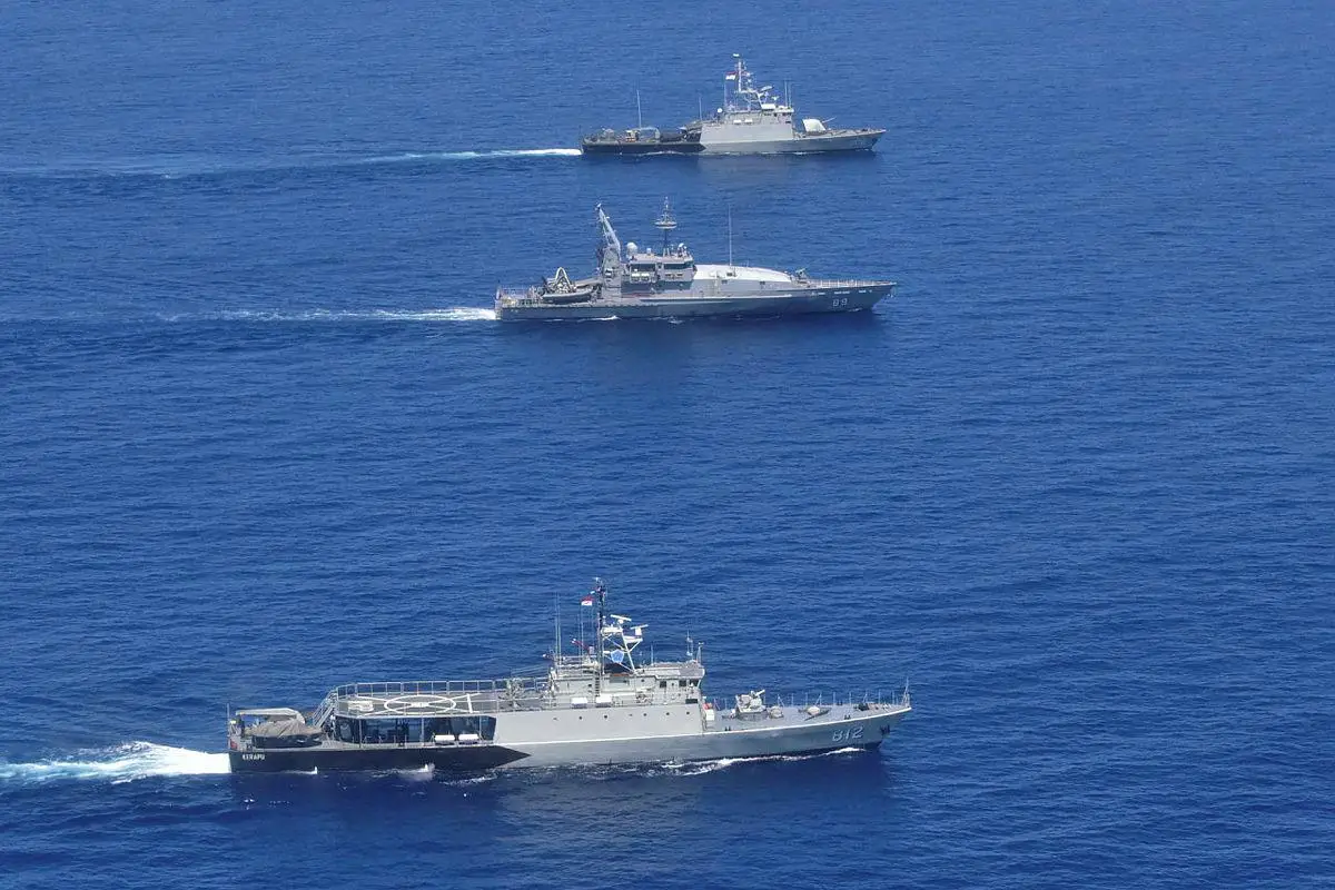 Royal Australian Navy and Indonesian Navy Conduct Combined Maritime Patrol