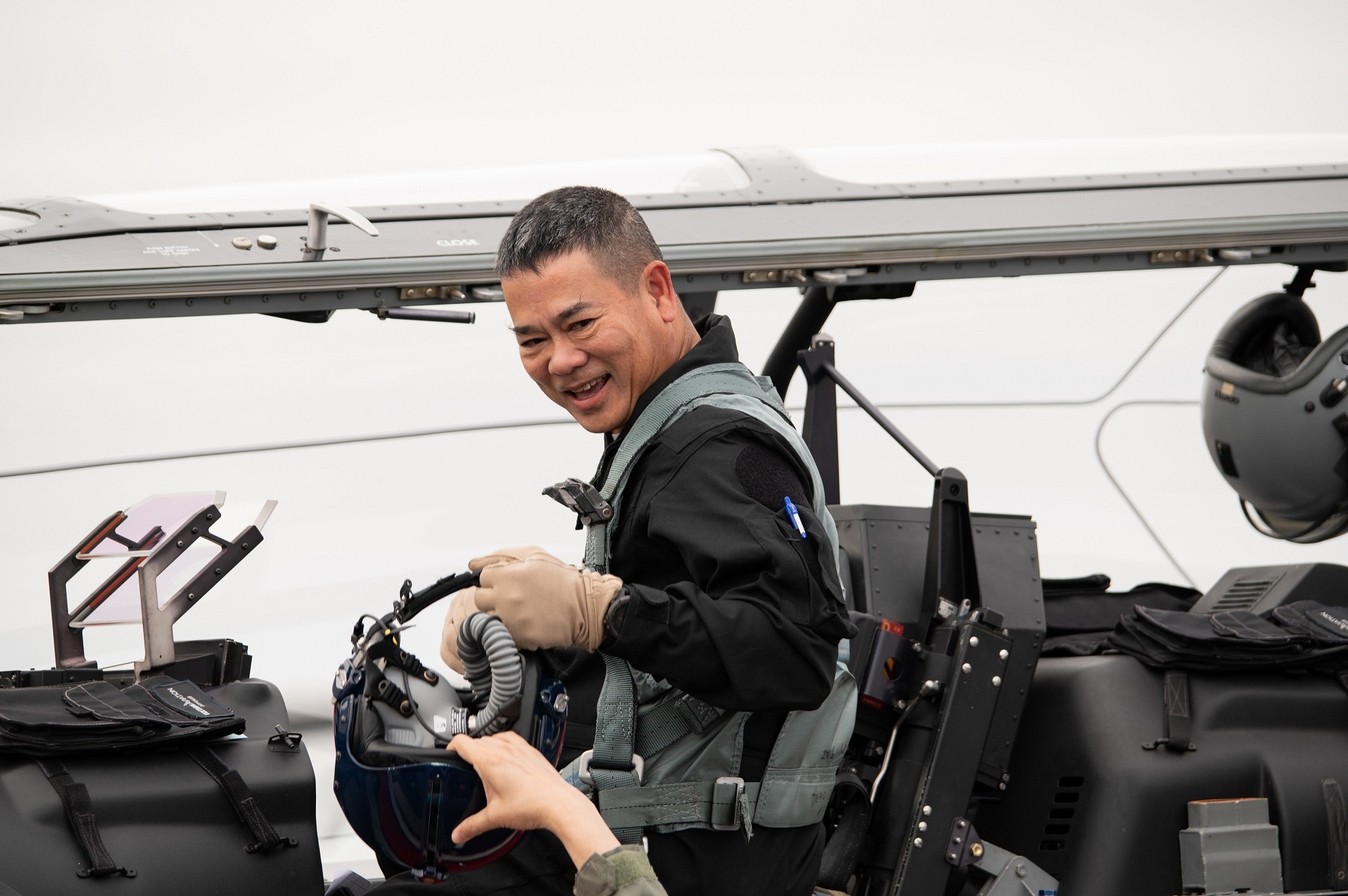 Air Chief Marshal Chanon Mungthanya, an F-16 pilot in the Royal Thai Air Force, prepares to fly the Beechcraft T-6 Texan II during his November 2021 visit to Textron Aviation Defense in Wichita, Kansas.