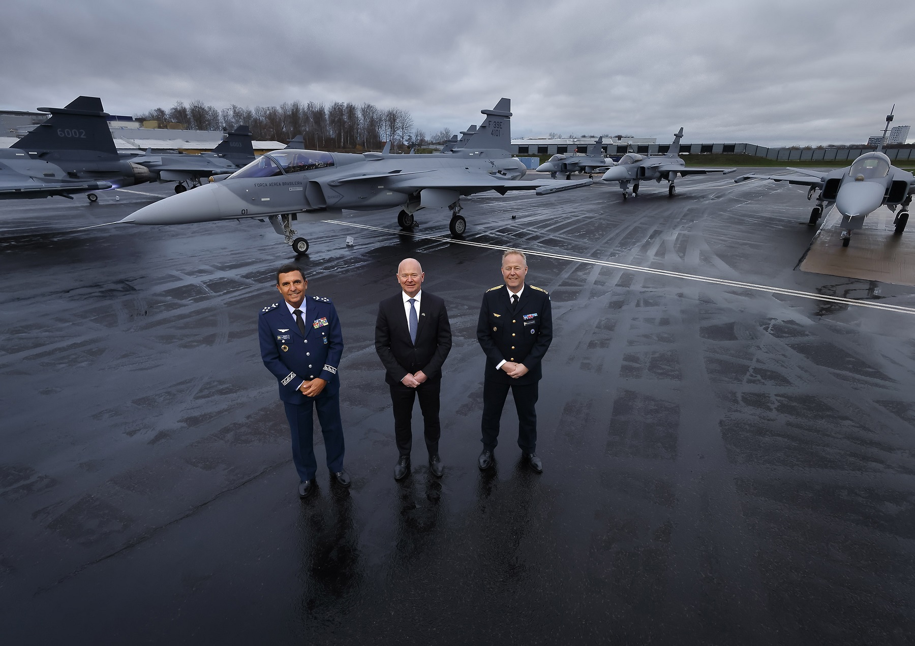 Saab Gripen E Entering Serial Delivery Phase for Swedish and Brazilian Air Forces 