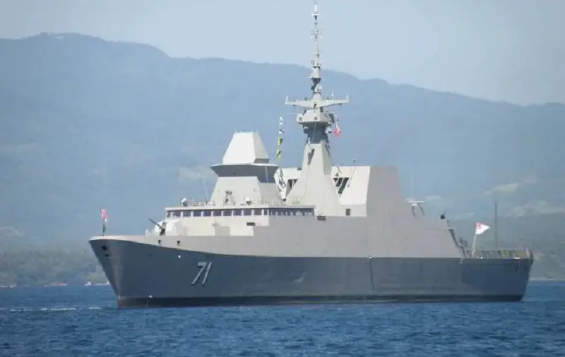 Republic of Singapore Navy Formidable-class stealth frigate RSS Tenacious (71)