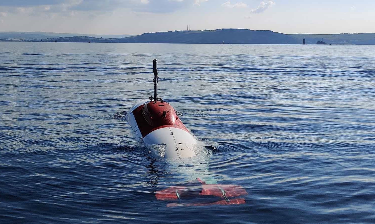 Wavefront and Sonardyne Demonstrate Obstacle Avoidance Capability on Test XLUUV