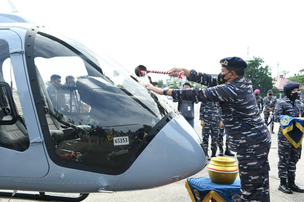 Indonesia Navy Takes Delivery of 2 Bell 505 Jet Ranger X Light Helicopters