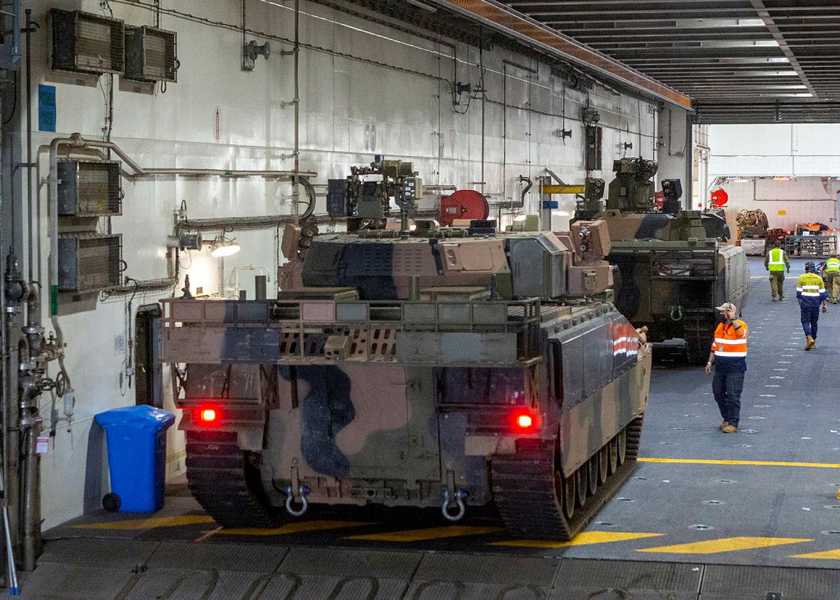 Lynx and Redback Infantry Fighting Vehicles Complete Sea Transportability Trials on Sydney Harbour