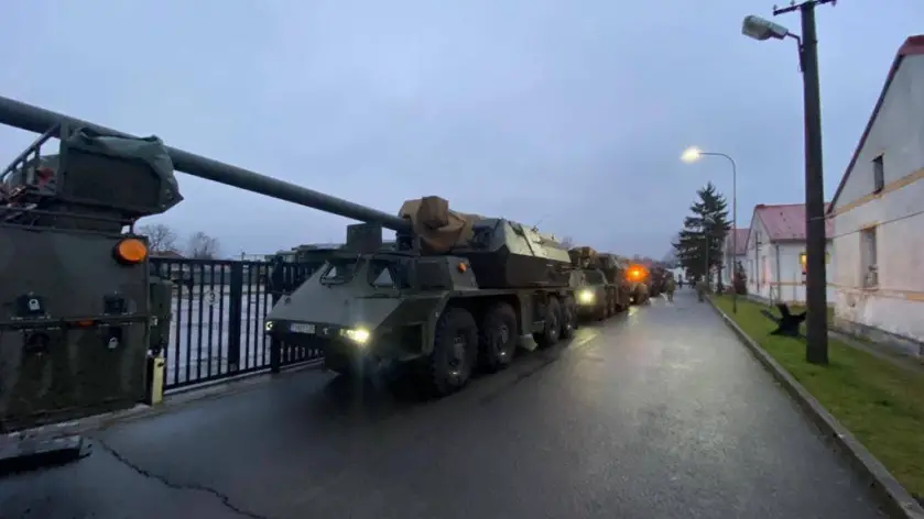 Slovak Ground Forces, Moving Its ZUZANA 2 155mm Self-propelled Howitzers to Poland