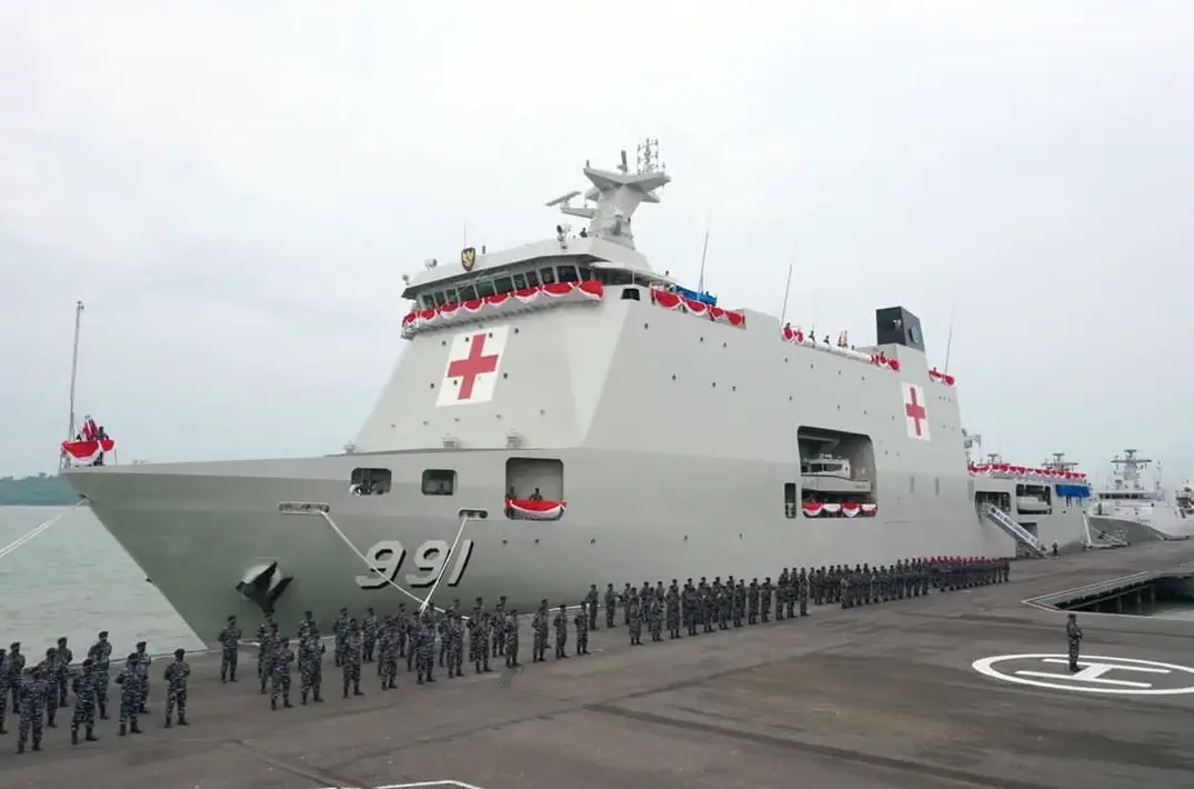 Indonesian Navy hospital support ship KRI dr. Wahidin Sudirohusodo (991)