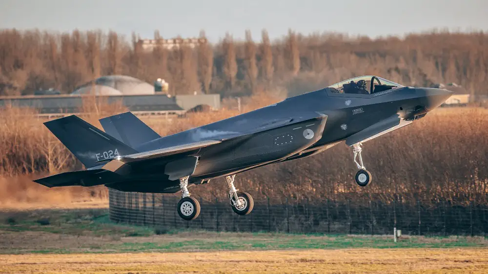 The last of 24  Royal Netherlands Air Force Lockheed Martin F-35A Lightning II Fighters arriving at Leeuwarden Air Base on 12 January.
