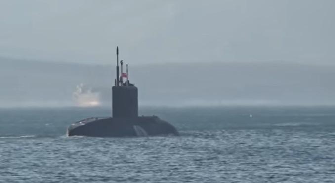  Russian Pacific Fleet’s latest Kilo-class diesel-electric submarine Volkhov