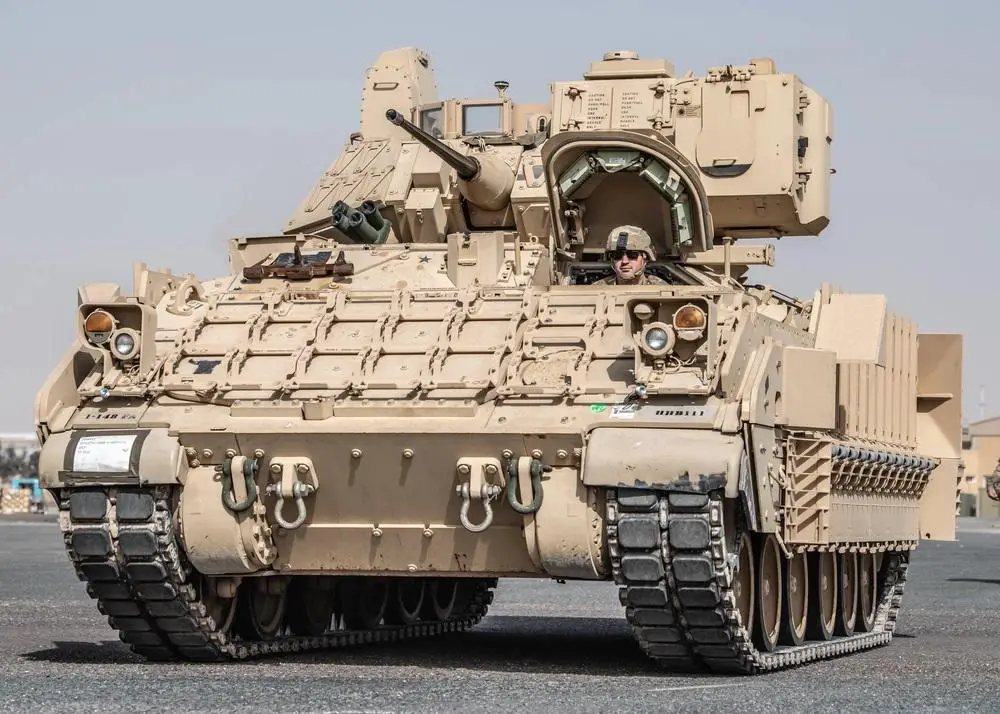 Additional M2A3 Bradley Infantry Fighting Vehicles Arrives in Northeast Syria