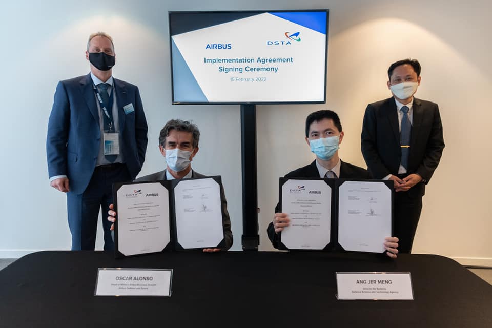 Boeing and Singapore’s Defence Science and Technology Agency Sign Data Sharing Agreement