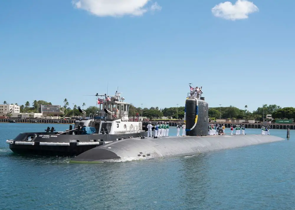 The U.S. Navy Los Angeles-class attack submarine USS Columbus (SSN 762)