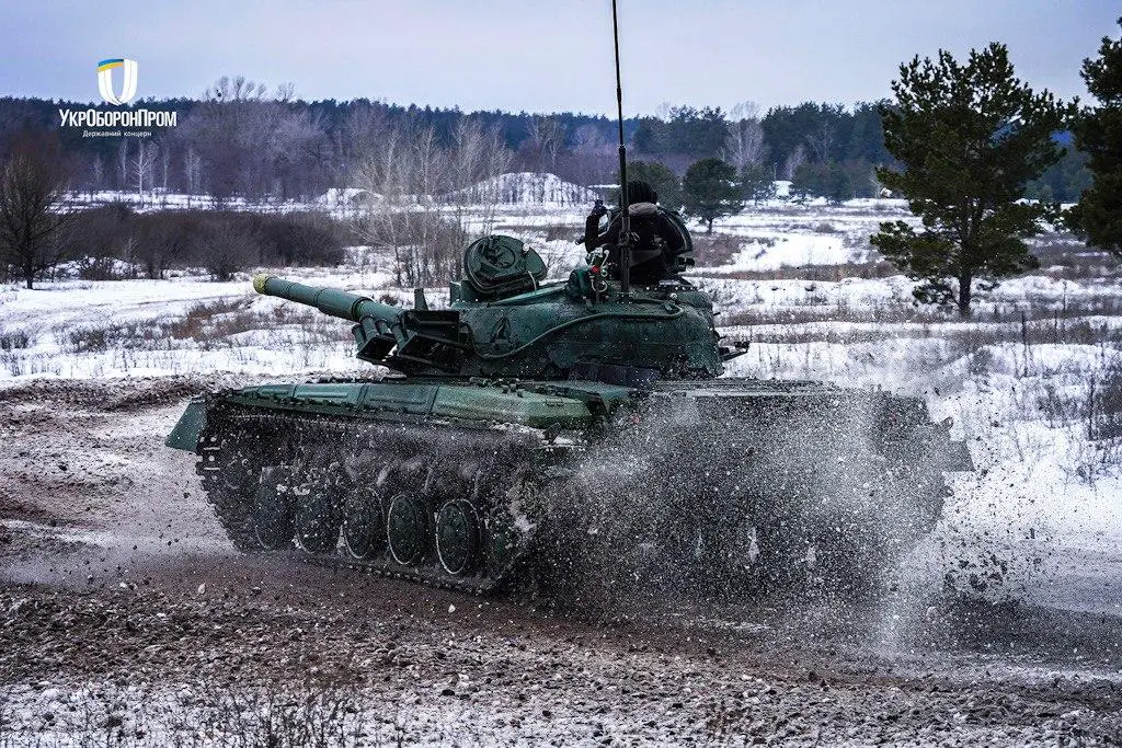 Kharkiv Armored Plant Tests of Modernization of Ukrainian T-64BV Main Battle Tank
