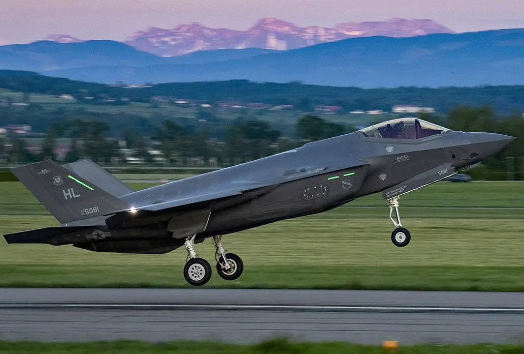 Swiss Air Force F-35A Lightning II Fighter Jets Could be Built in Cameri, Italy