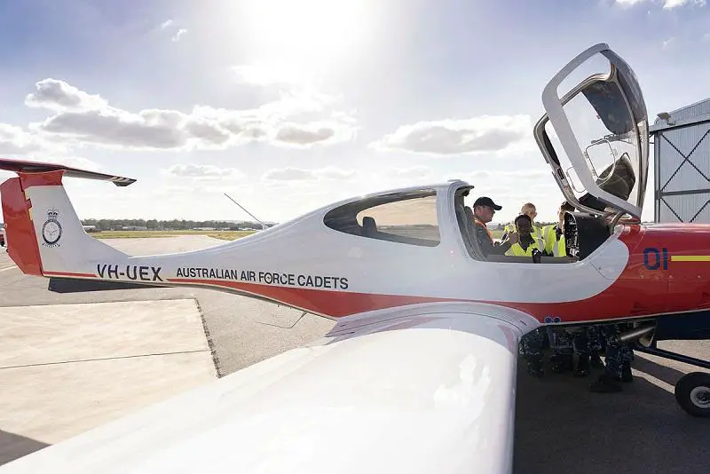 Royal Australian Air Force Welcomes New Diamond DA40 NG Aircrafts