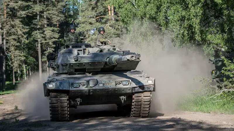 Swedish Army Stridsvagn 122 Main Battle Tanks