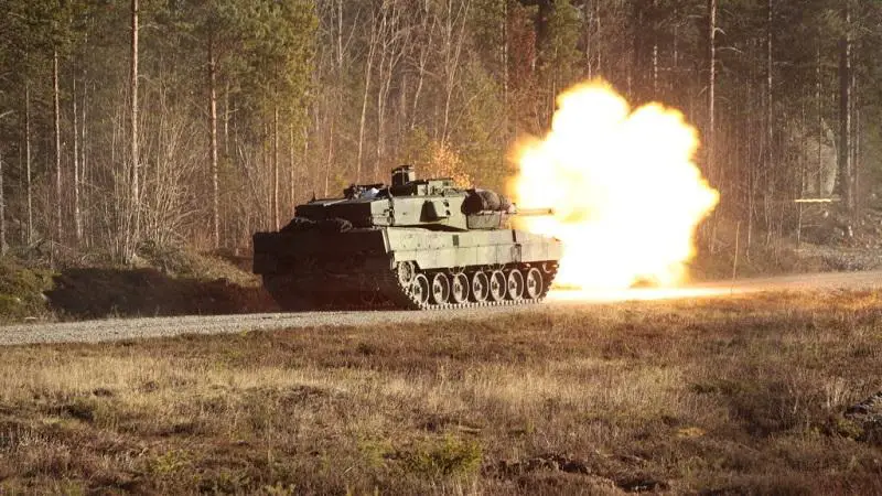Swedish Army Stridsvagn 122 Main Battle Tanks