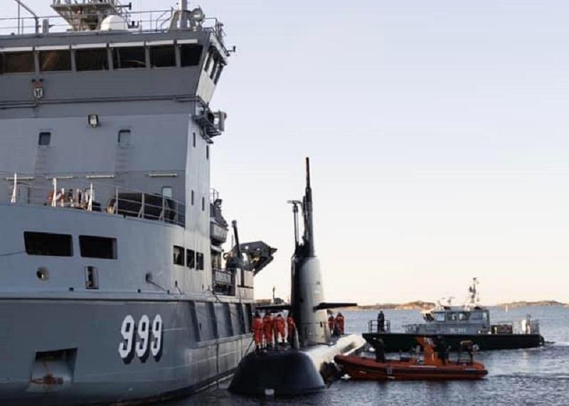 Finnish Navy Warships Trained Anti-submarine Warfare with Swedish Navy Submarine