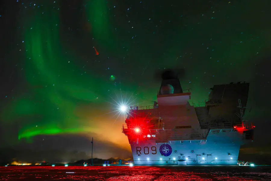 Royal Navy HMS Prince of Wales witnesses the Northern Lights