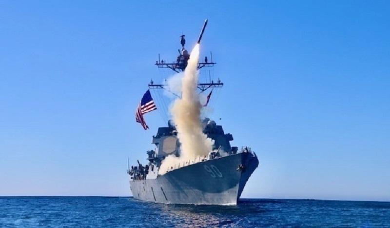 U.S. Navy Vinson strike group guided missile destroyer USS Chafee (DDG 90) launches a Block V Tomahawk missile off the coast of California.