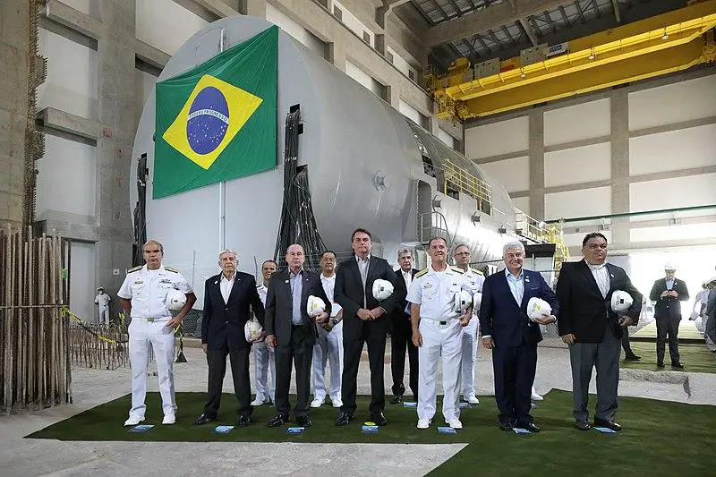 President Bolsonaro and the prototype of the naval nuclear reactor, October 2020