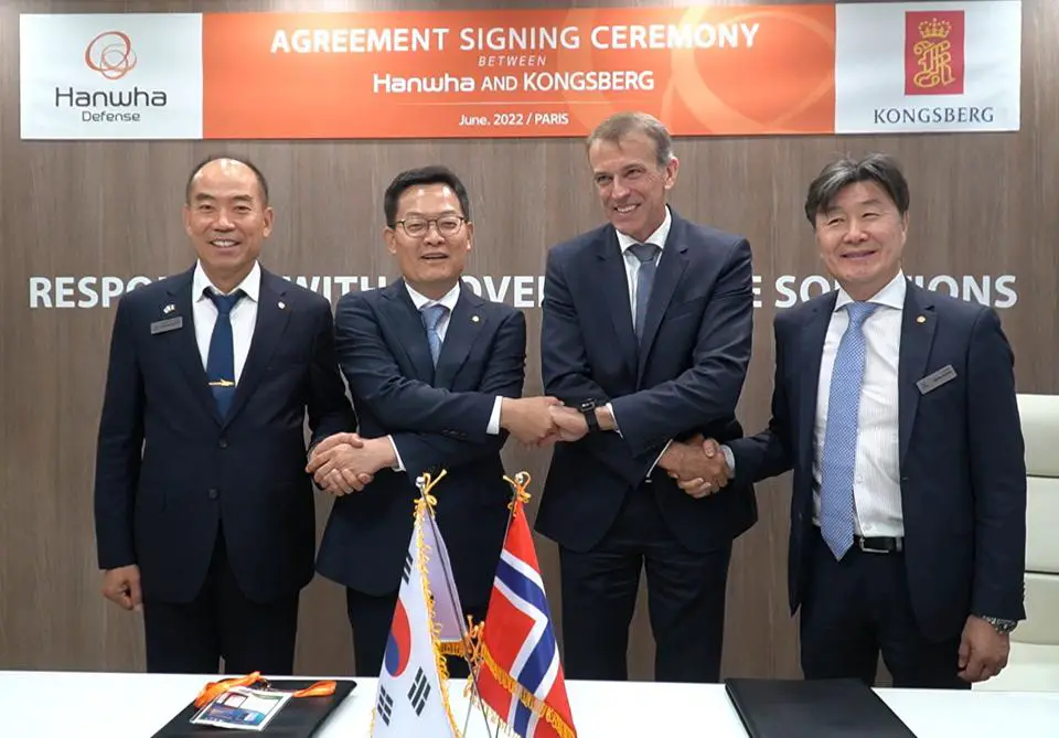 South Korea’s Hanwha Group and Norway’s Kongsberg Defence & Aerospace have signed a memorandum of understanding (MoU) on June 14 during the Eurosatory 2022 exhibition in Paris, France. 
