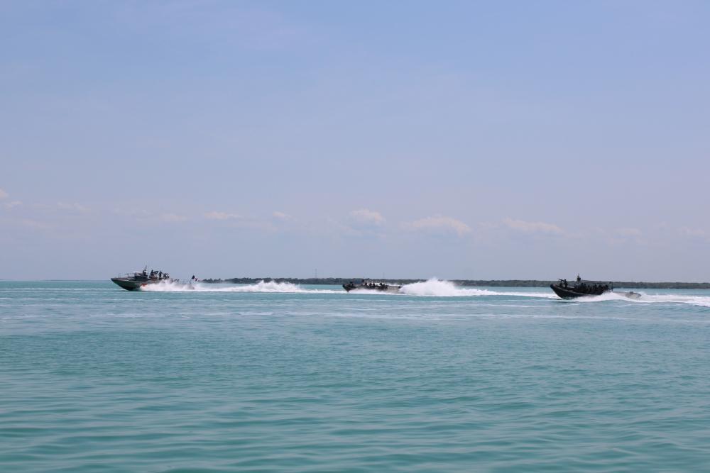 7th Special Forces Group (Airborne) conduct open water interdiction training with Mexico and partner countries in Chetumal Bay, Mexico, during exercise TRADEWINDS 2022, May 15. TRADEWINDS provides the opportunity for U.S. SOF to train with Mexico and participating nations to improve interoperability and effectively execute future maritime operations. (Photo by U.S. Army Maj. Daisy Bueno)