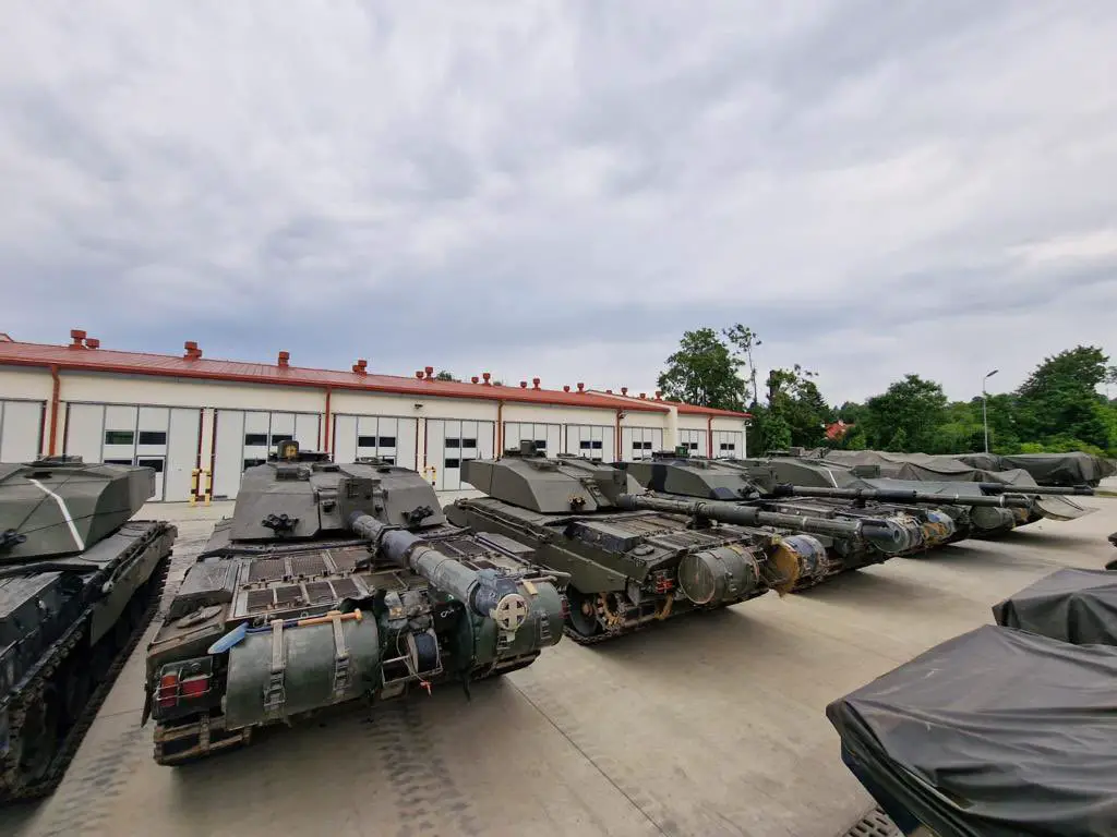 British Army Deploys Challenger 2 Main Battle Tanks Company in Poland
