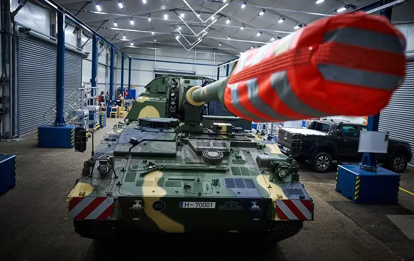 Hungarian Armed Forces Receives First Two PzH 2000 Self-Propelled Howitzers