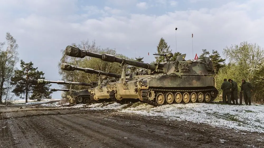 Latvian Land Forces M109A5Oe Self-propelled Howitzers