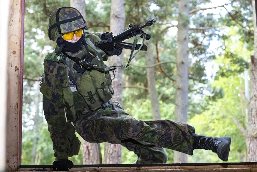 Finnish Defence Forces to Procure More Protective Vests and Equipment Pocket Sets