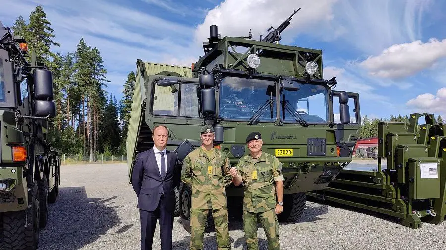  The Norwegian Defence Materiel Agency (NDMA) formally transferred over a hundred new HX and TGS-mil military trucks to the Norwegian Army. 