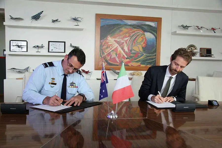 AIRCDRE Steven Pesce, Director General, Airlift and Tanker Systems Branch and Mr. Marco Zoff, Leonardo Aircraft Division Managing Director signed the Commonwealth Avionics Upgrade (CAU) Acquisition Contract in Turin, Italy on 21 October 2022.