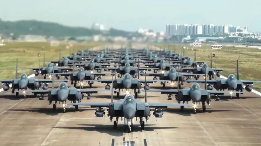 Republic of Korea Air Force 11th Fighter Wing F-15K Slam Eagle Elephant Walk