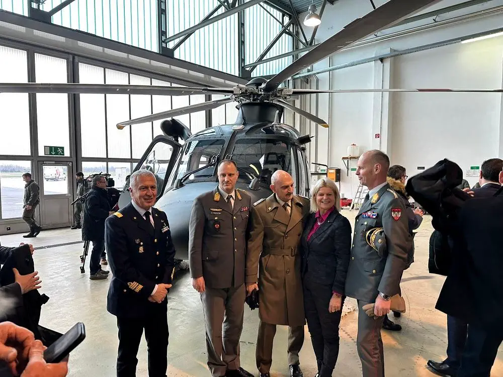 Austrian Ministry of Defence Takes Delivery of Its 1st AW169M LUH Helicopter