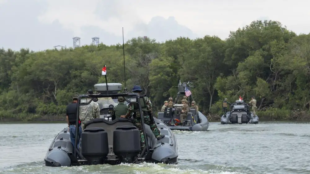 U.S. Marines with Maritime Raid Platoon, 13th Marine Expeditionary Unit, conduct rigid hull inflatable boat operations with Indonesian Navy sailors during Cooperation Afloat Readiness and Training (CARAT) /Marine Exercise (MAREX) Indonesia 2022 in Surabaya
