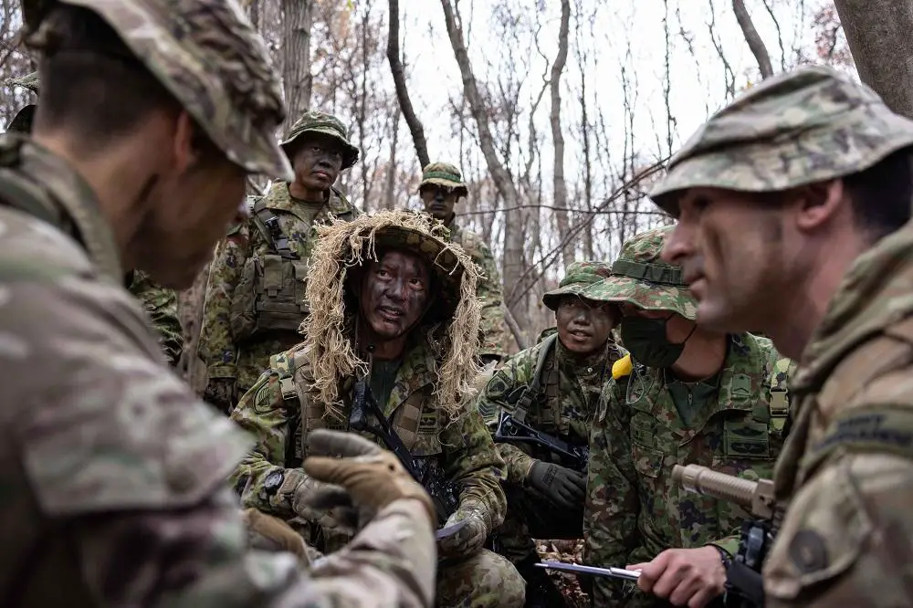 Members of the Japanese Ground Self Defence Force with British Army personnel during Exercise Vigilant Isles 2022.