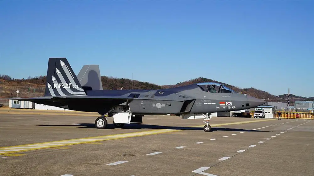  KAI KF-21 jet fighter conducted its first test flight on 5 January 2023. 