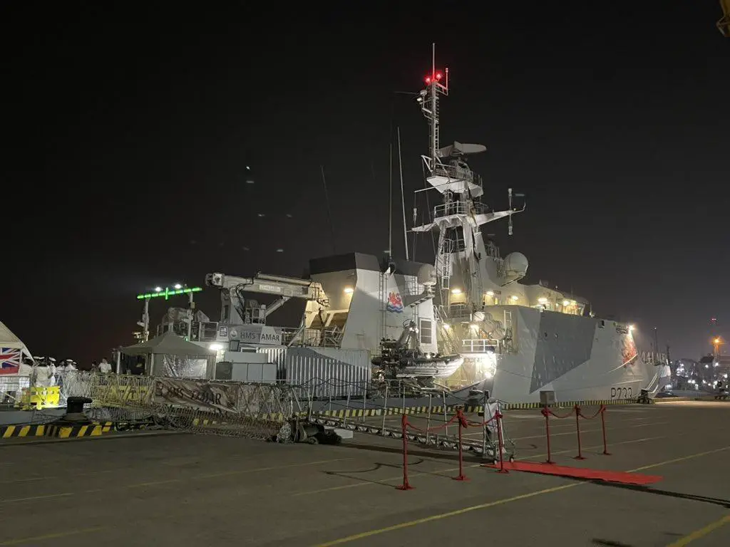 Royal Navy warship HMS Tamar joined the Bangladeshi Navy for joint training in the Bay of Bengal, cementing relations between the two countries after a week-long visit.