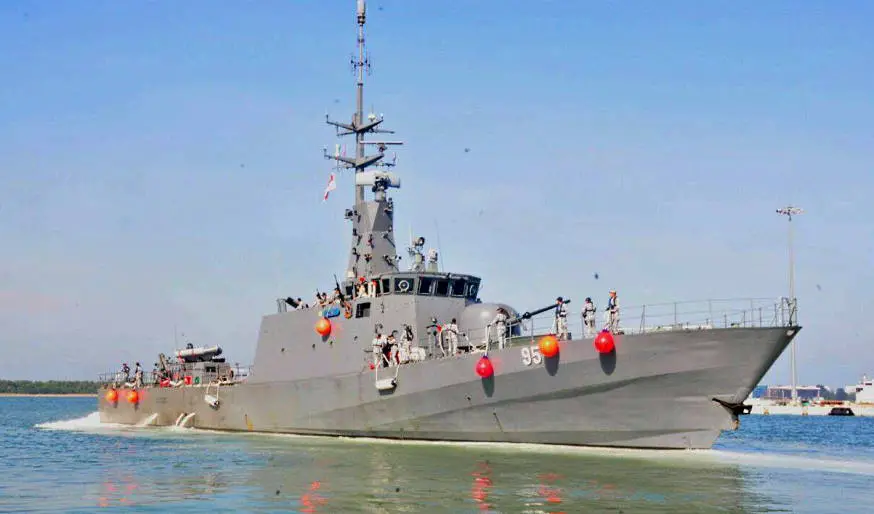 Republic of Singapore Navy Fearless-class patrol vessel RSS Gallant (97)