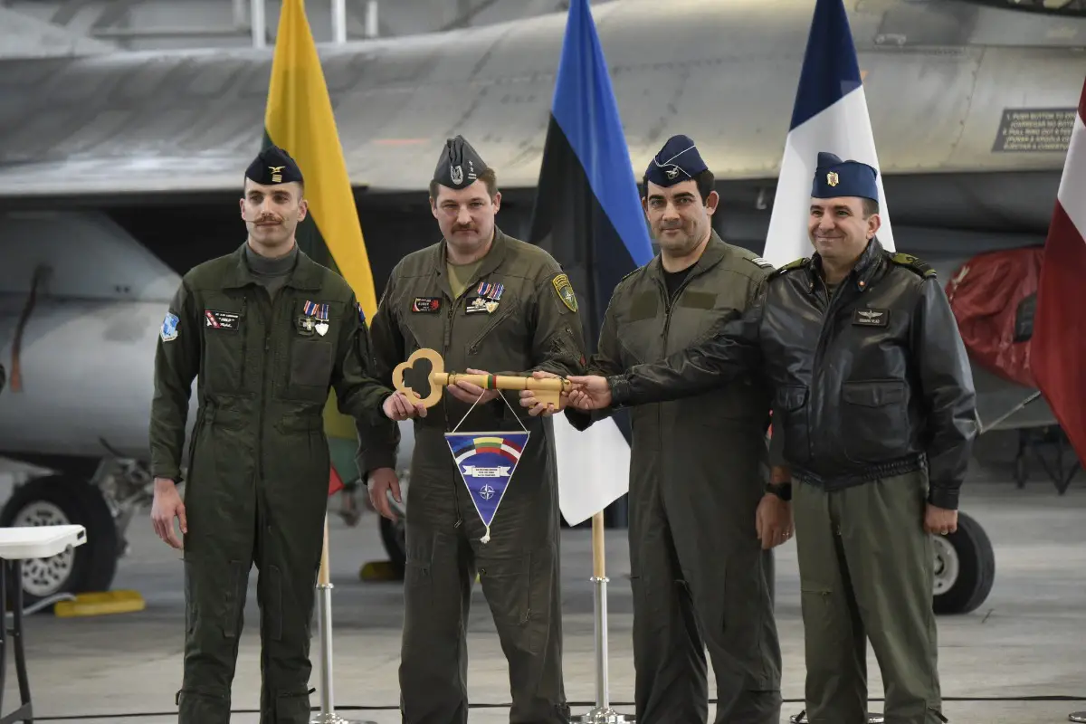 Handover of the key to the Baltic Airspace from the French and Polish to the Portuguese and Romanian detachments during the ceremony at Siauliai. 