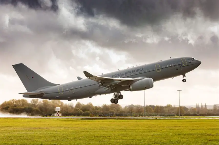 Royal Air Force Voyager Refuels Mid-air with Sustainable Aviation Fuel (SAF)